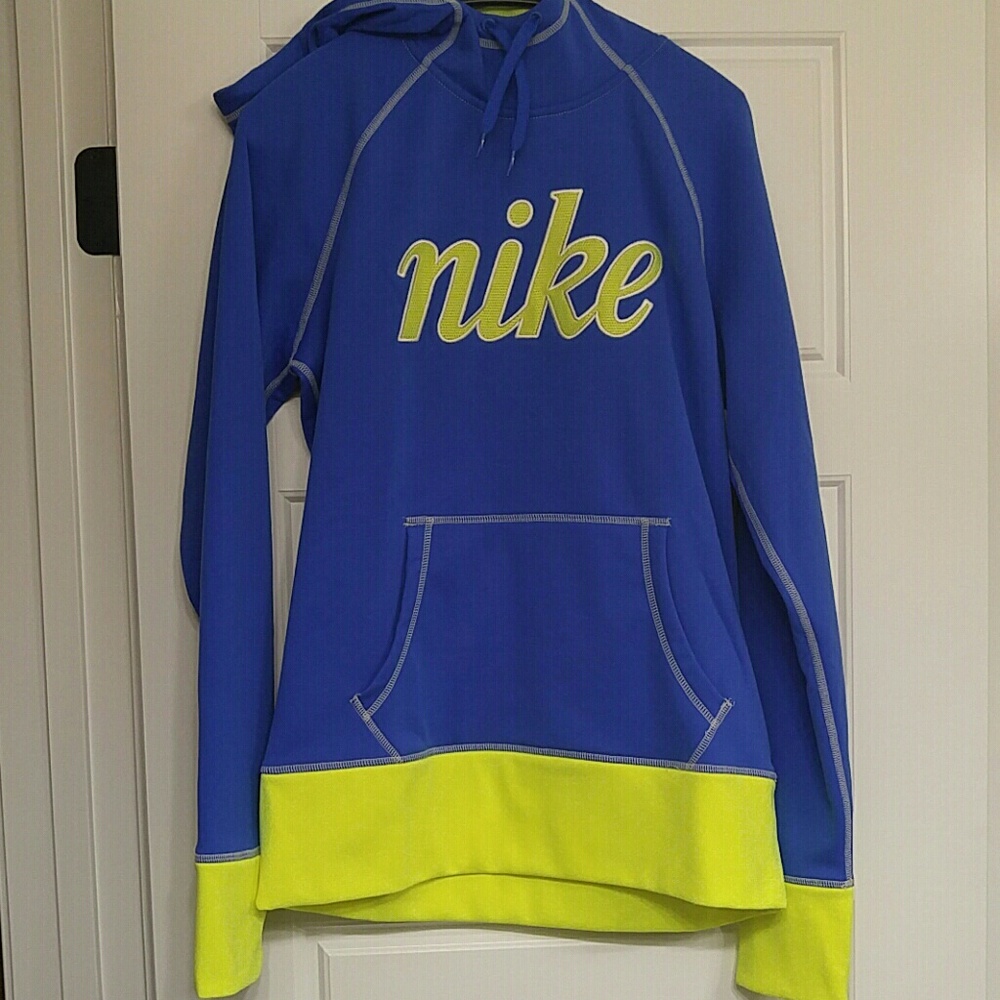 Nike Therma-fit Hoodie